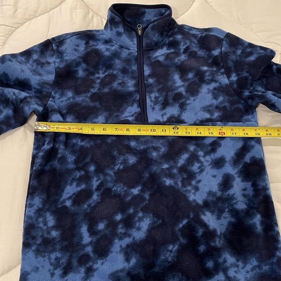 GAP NWT tie-dye fleece quarter zip - Picture 7 of 8